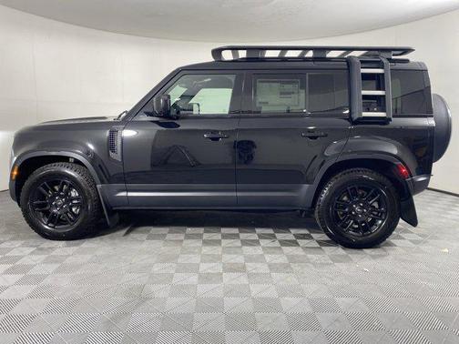 2025 Land Rover Defender 110 P400 S