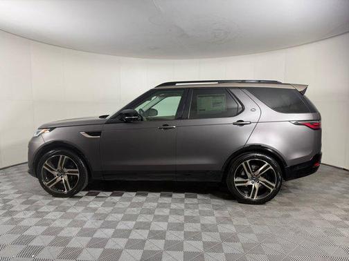 2026 Land Rover Discovery Tempest Edition