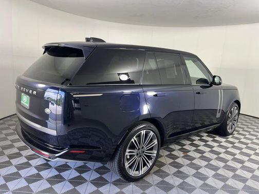 2023 Land Rover Range Rover P400 SE