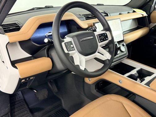 2026 Land Rover Defender P400 X-Dynamic SE