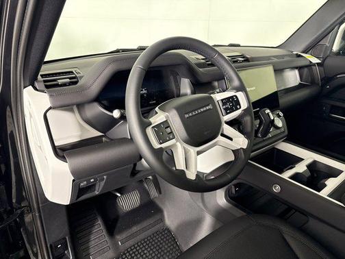 Carpathian Grey Premium Metallic 2026 Land Rover Defender P400 X-Dynamic SE