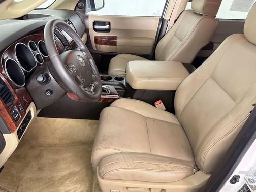 Arctic Frost Pearl 2008 Toyota Sequoia Platinum