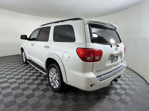 Arctic Frost Pearl 2008 Toyota Sequoia Platinum