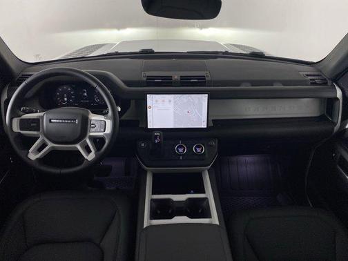 2025 Land Rover Defender 110 P400 S