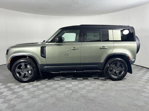 2025 Land Rover Defender 110 P400 S