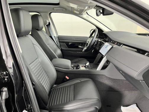 2025 Land Rover Discovery Sport S