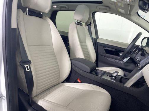 2024 Land Rover Discovery Sport Core S