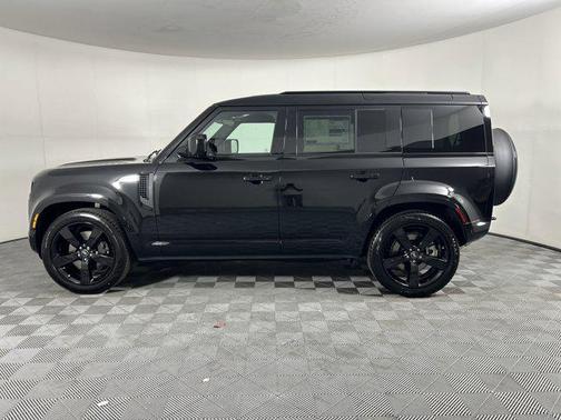 2025 Land Rover Defender 110 P400 X-Dynamic SE