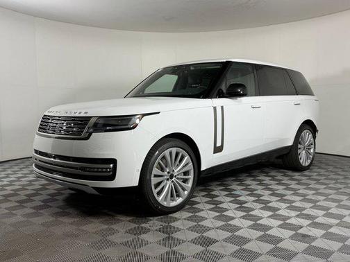 2026 Land Rover Range Rover P530 SE 7 Seat