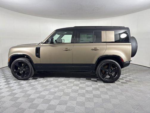 Gondwana Stone Metallic 2026 Land Rover Defender P400 X-Dynamic SE