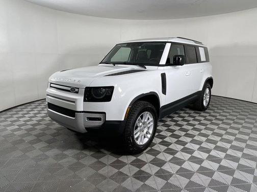 2025 Land Rover Defender 110 P300