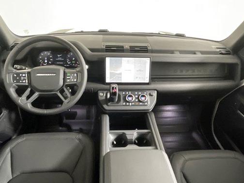 2025 Land Rover Defender 110 P300