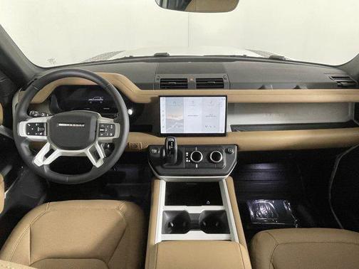 2025 Land Rover Defender 110 P400 X-Dynamic SE