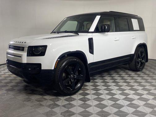 2025 Land Rover Defender 110 P400 X-Dynamic SE