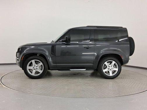 2023 Land Rover Defender 90 SE