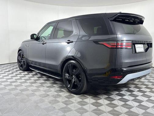 2024 Land Rover Discovery P360 Metropolitan Edition