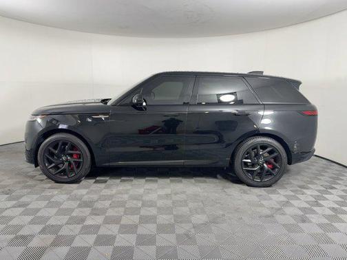 2023 Land Rover Range Rover Sport SE