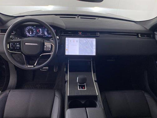 2026 Land Rover Range Rover Velar P250 SE R-Dynamic