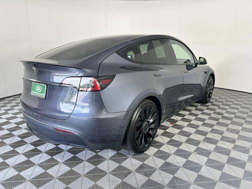 2022 Tesla Model Y Performance Dual Motor All-Wheel Drive