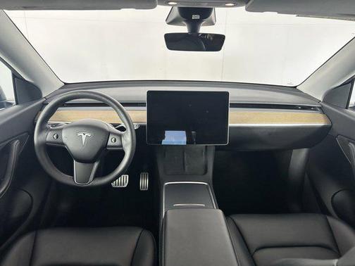 2022 Tesla Model Y Performance Dual Motor All-Wheel Drive