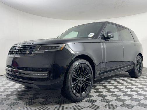 2026 Land Rover Range Rover P400 SE 7 Seat