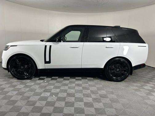 2023 Land Rover Range Rover P400 SE