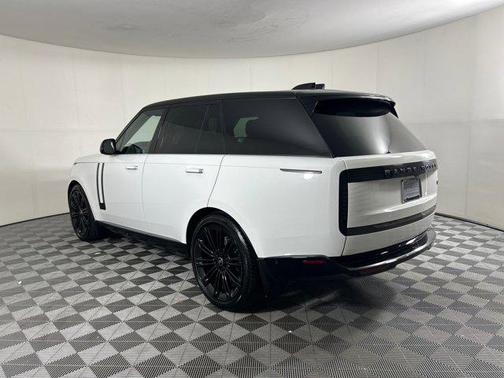 2023 Land Rover Range Rover P400 SE