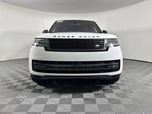2023 Land Rover Range Rover P400 SE