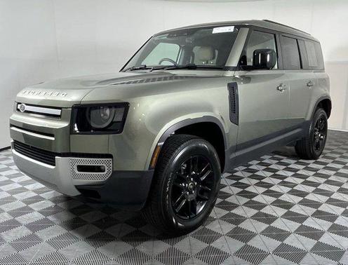 2025 Land Rover Defender 110 P300