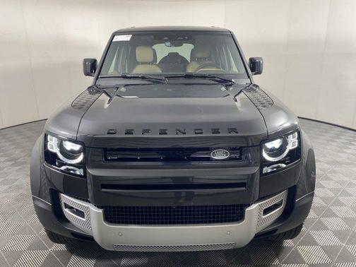 2025 Land Rover Defender 110 P400 S