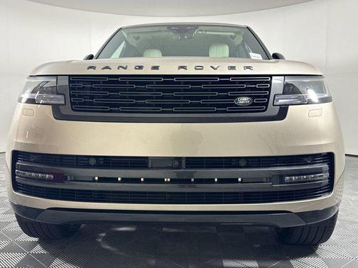 2026 Land Rover Range Rover P400 SE 7 Seat