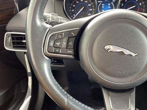 2017 Jaguar XE 35t First Edition