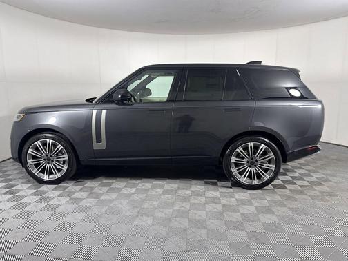 Carpathian Grey Premium Metallic 2026 Land Rover Range Rover P530 SE
