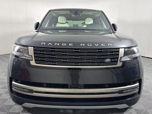 Carpathian Grey Premium Metallic 2026 Land Rover Range Rover P530 SE