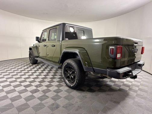 Sarge Green Clearcoat 2021 Jeep Gladiator Willys 4x4