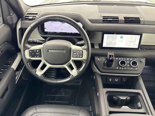 2024 Land Rover Defender 110 P300