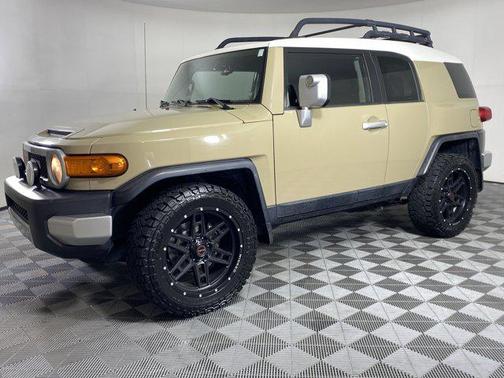 2011 Toyota FJ Cruiser Base