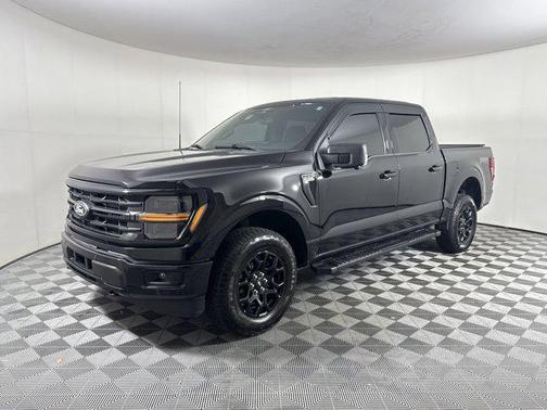 Oxford White 2024 Ford F-150 XLT