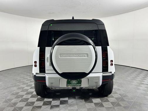 2025 Land Rover Defender 90 P300 S
