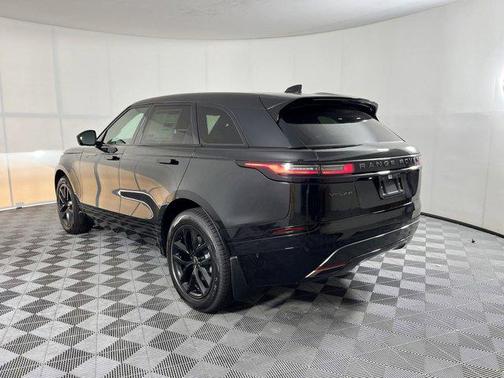 2025 Land Rover Range Rover Velar P400 Dynamic SE