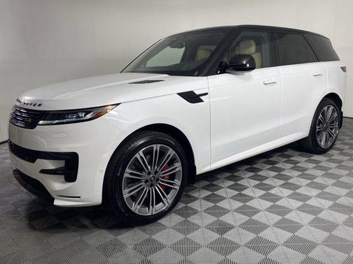 2025 Land Rover Range Rover Sport SE