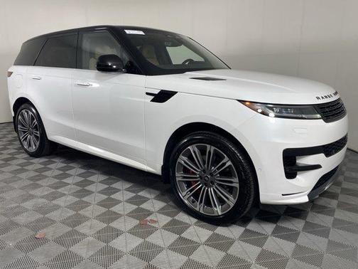 2025 Land Rover Range Rover Sport SE