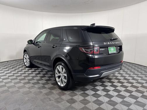 Santorini Black Metallic 2022 Land Rover Discovery Sport SE