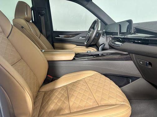 2023 Cadillac Escalade ESV Premium Luxury