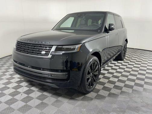 2025 Land Rover Range Rover P550e SE