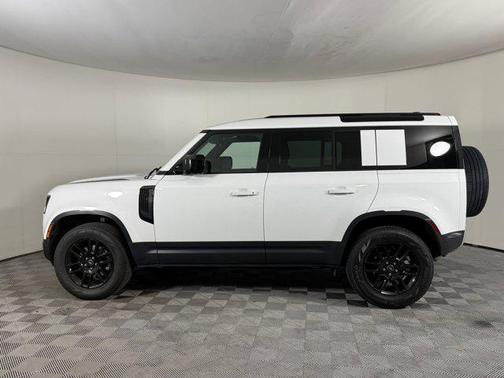 2025 Land Rover Defender 110 P300