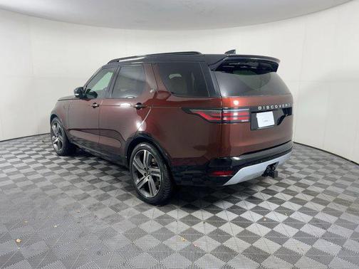 2026 Land Rover Discovery Gemini Edition