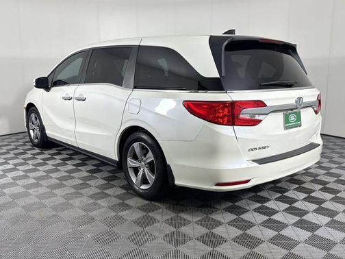 White Diamond Pearl 2018 Honda Odyssey EX-L