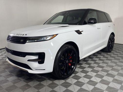 2025 Land Rover Range Rover Sport SE