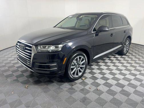 2019 Audi Q7 45 Premium Plus